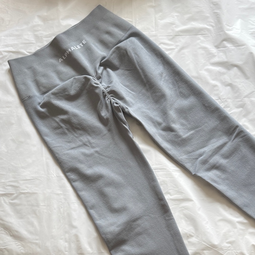 Alphalete Light Gray Leggings